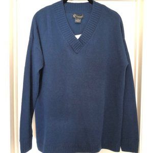 NWT C by Bloomingdales Blue Cashmere VNeck Sweater